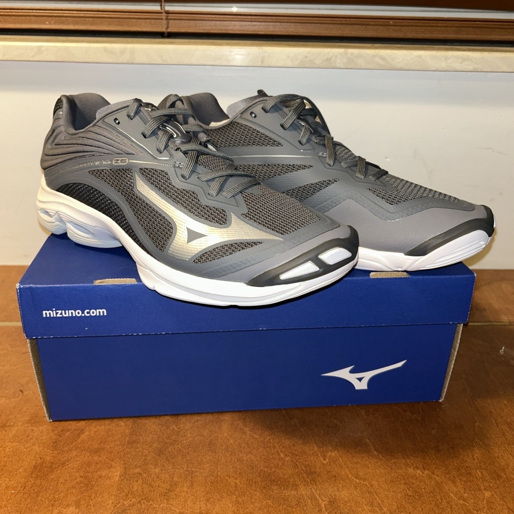 MIZUNO Volleyball Shoes WAVE LIGHTNING Z6 Size 9 Gray US Mens New